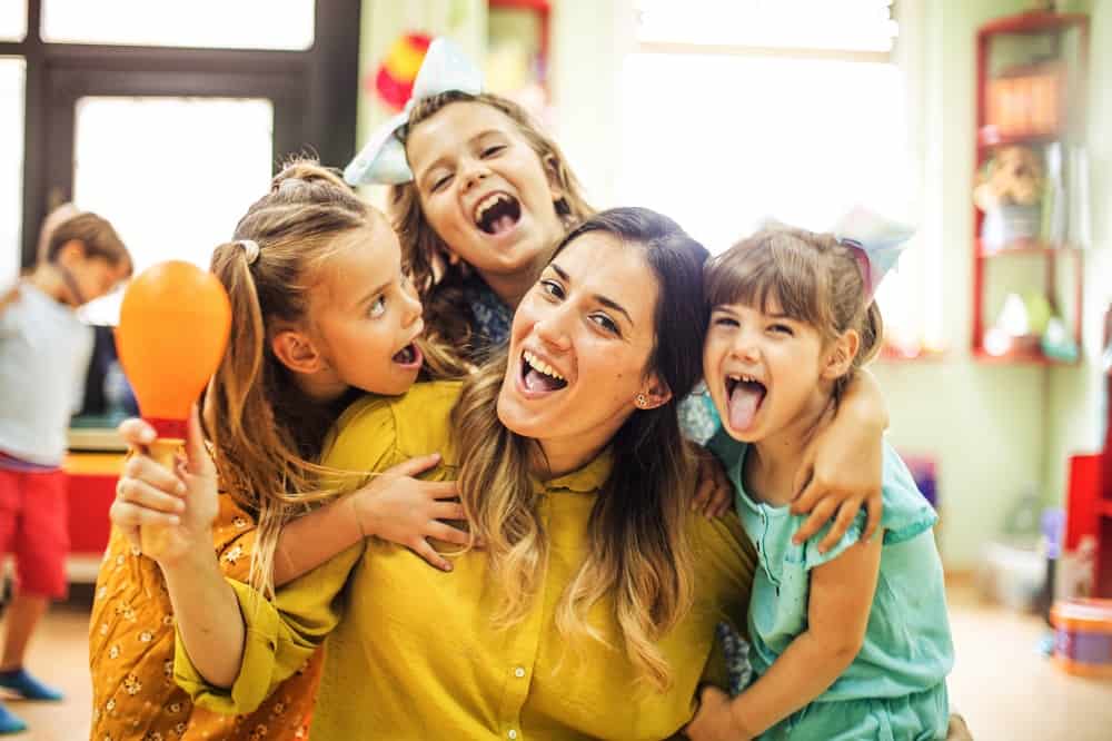 Formations à distance en petite enfance