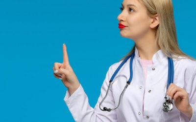 Reconversion en secrétaire médicale : missions, salaire, formations