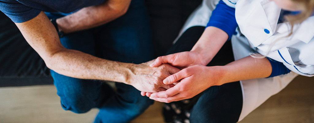 Découvrez la formation à distance auxiliaire de vie