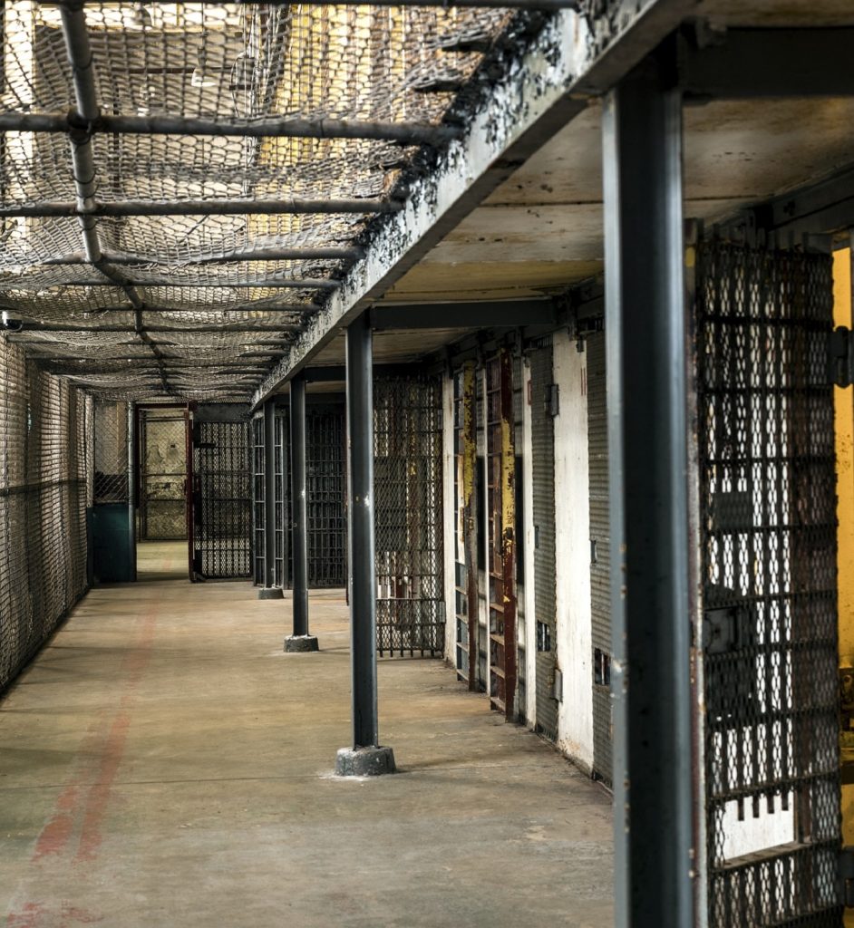 vue de l'intérieur d'une prison