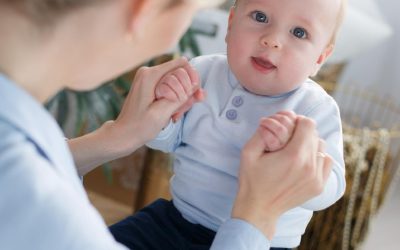 Les avantages de la formation en langue des signes pour communiquer avec les bébés