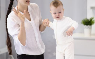 Les meilleurs moments pour commencer la langue des signes avec les bébés : Avantages et conseils