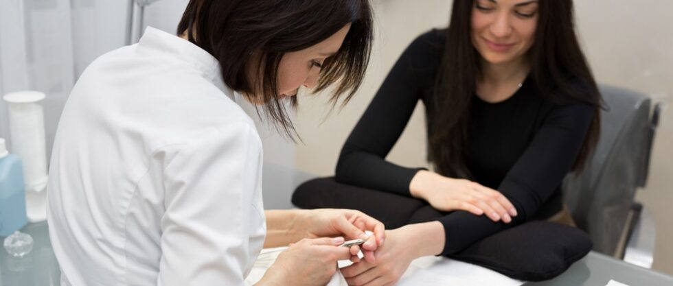 Formation onglerie : les bases essentielles à connaître