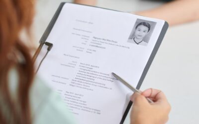 CV Auxiliaire de vie : exemples, conseils et modèle