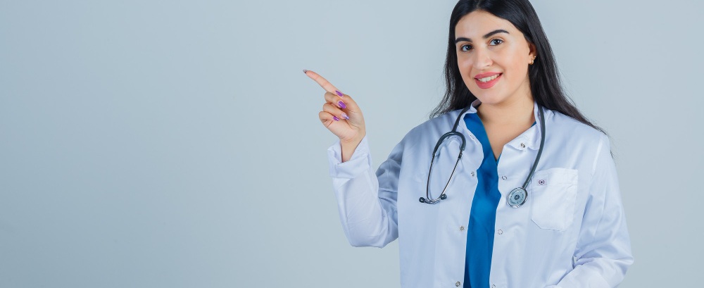 une personne travaillant dans le paramédical